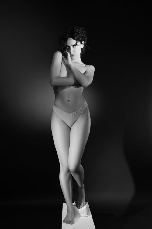 Anna Sara 12
